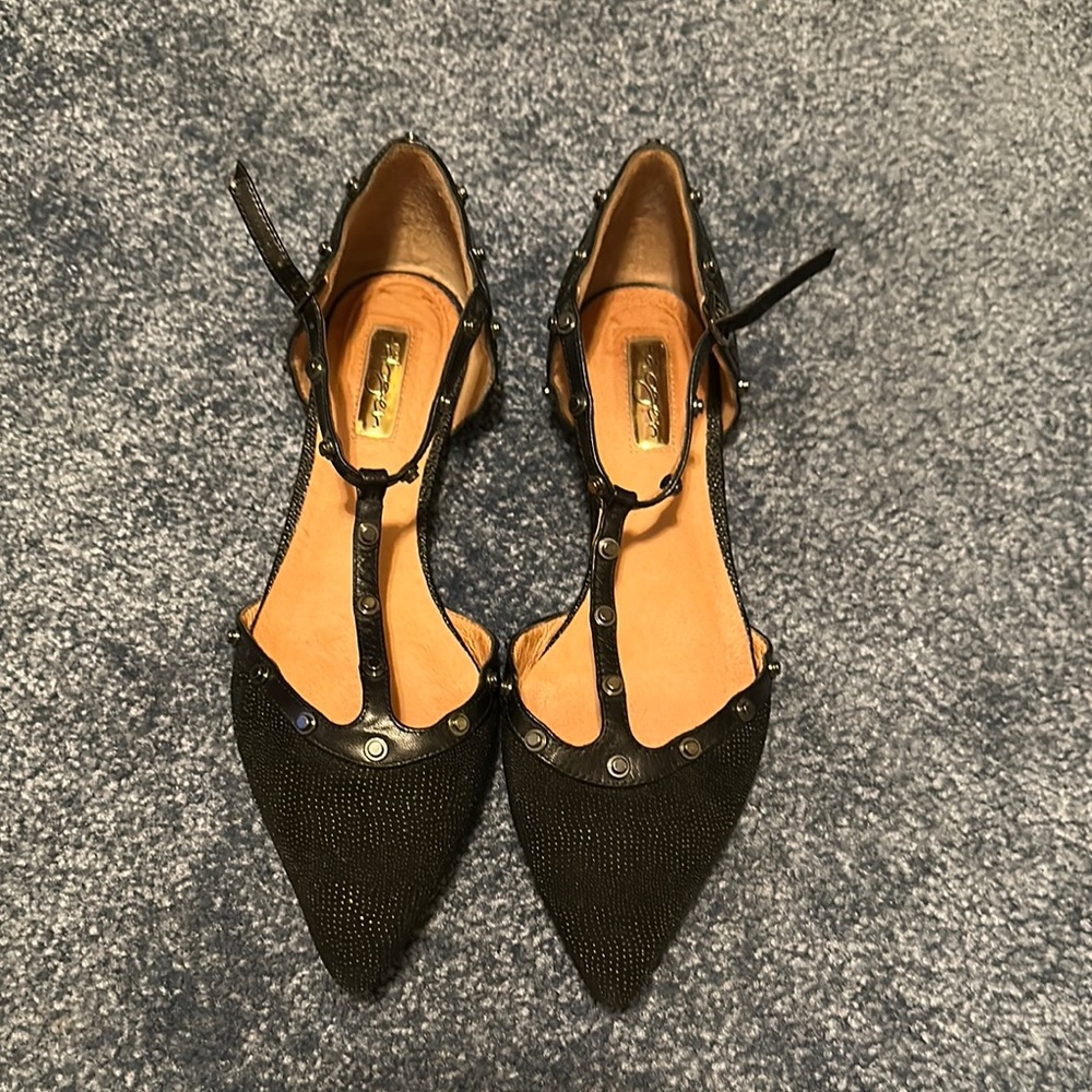 Halogen Elegant Black Studded Women's Shoes